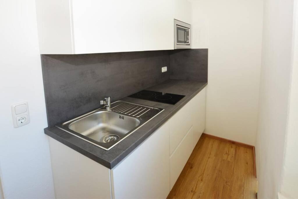 Alpenblick - Modernes Apartment In Ruhelage Villach Exterior photo